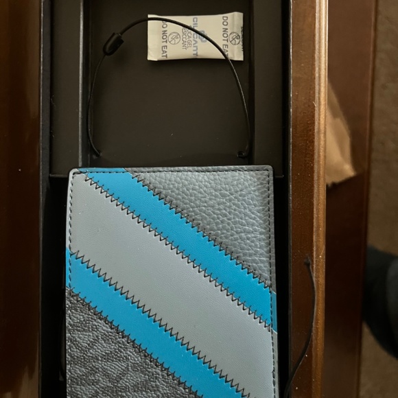 Cooper Logo and Faux Leather Billfold Wallet - Picture 5 of 7